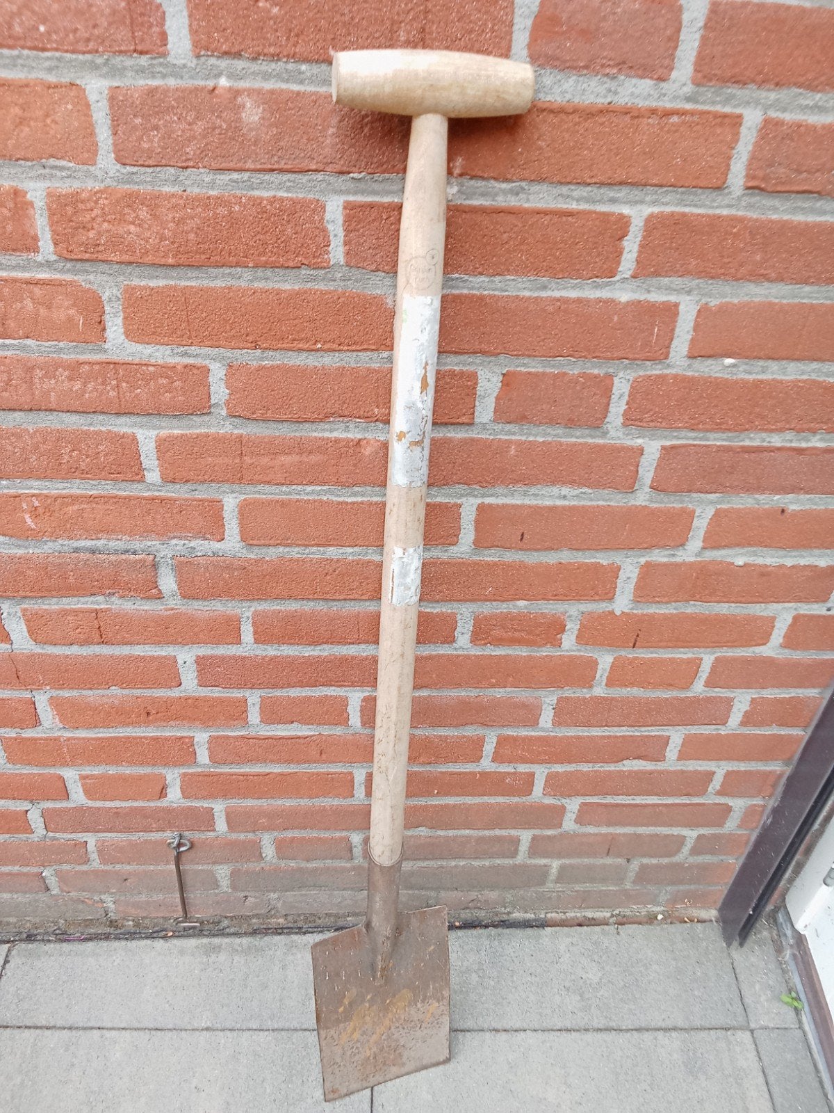 Gebruikte spade met houten steel, Tuin en Terras, Ophalen
