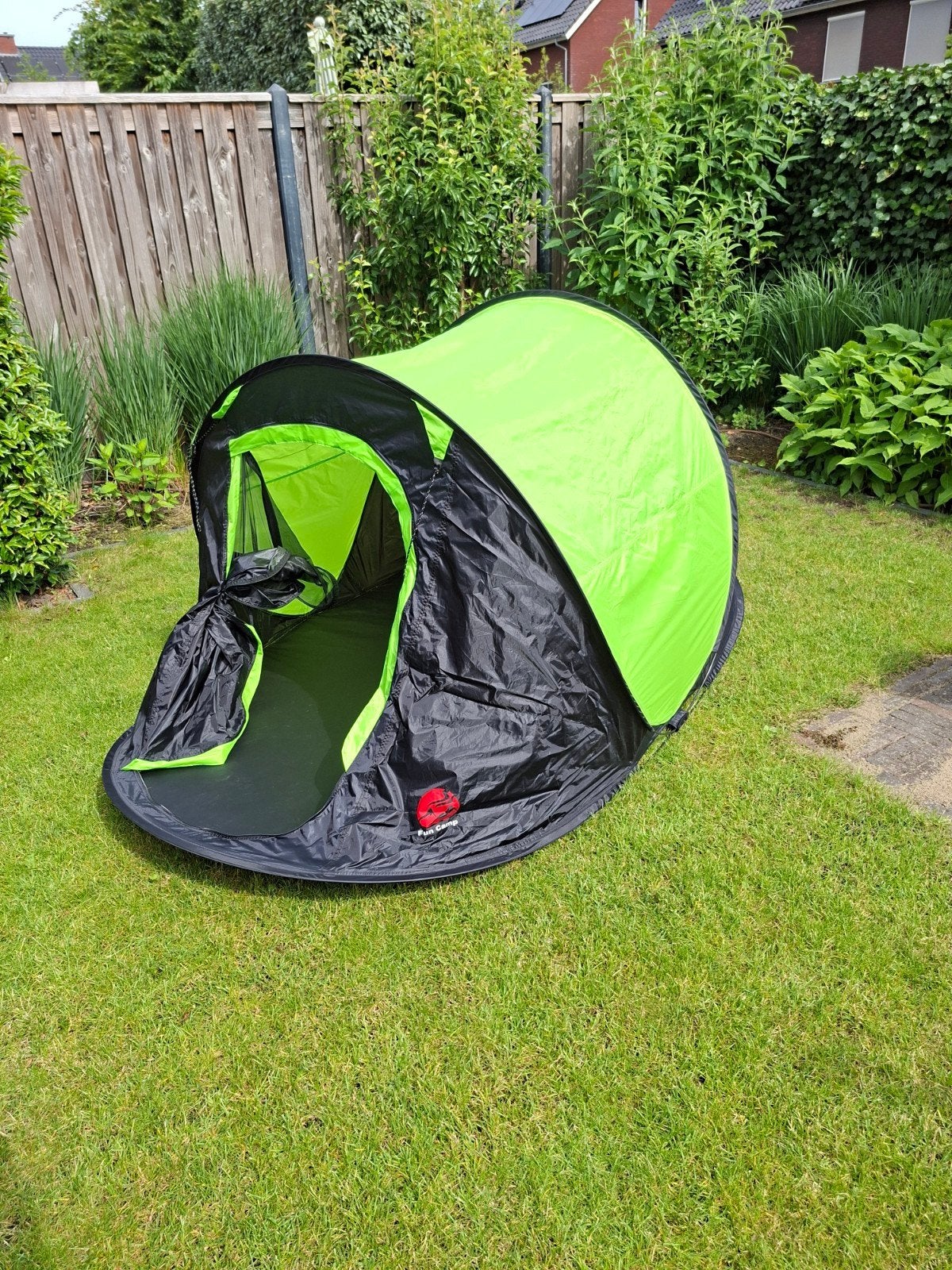 Fun Camp Pop-up Tent - 2 persoons, Caravans en Kamperen, Ophalen, Zo goed als nieuw, Tot en met 2