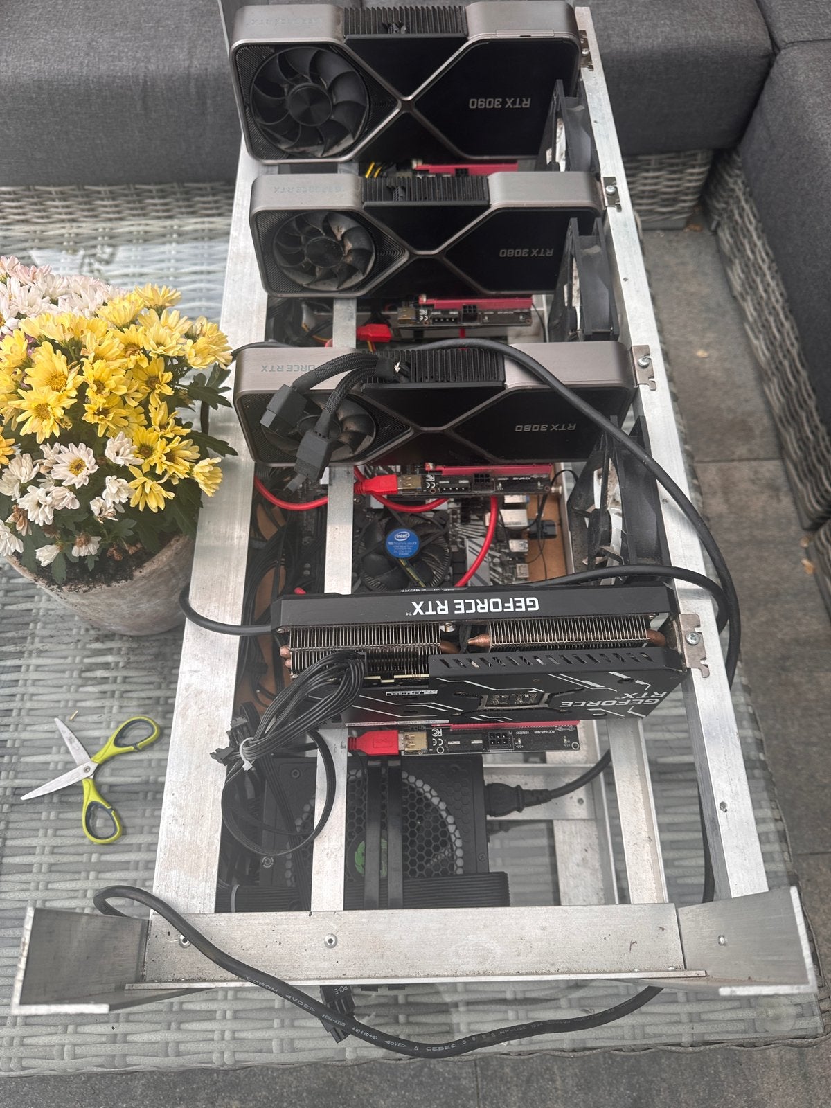 Cryptocurrency Mining Rig, Ophalen, GDDR6, PCI-Express 4, Zo goed als nieuw