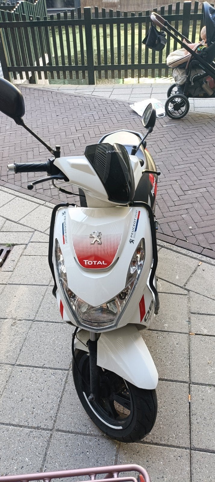 Peugeot Kisbee TCR - Wit, Ophalen, Gebruikt, Benzine, Overige modellen