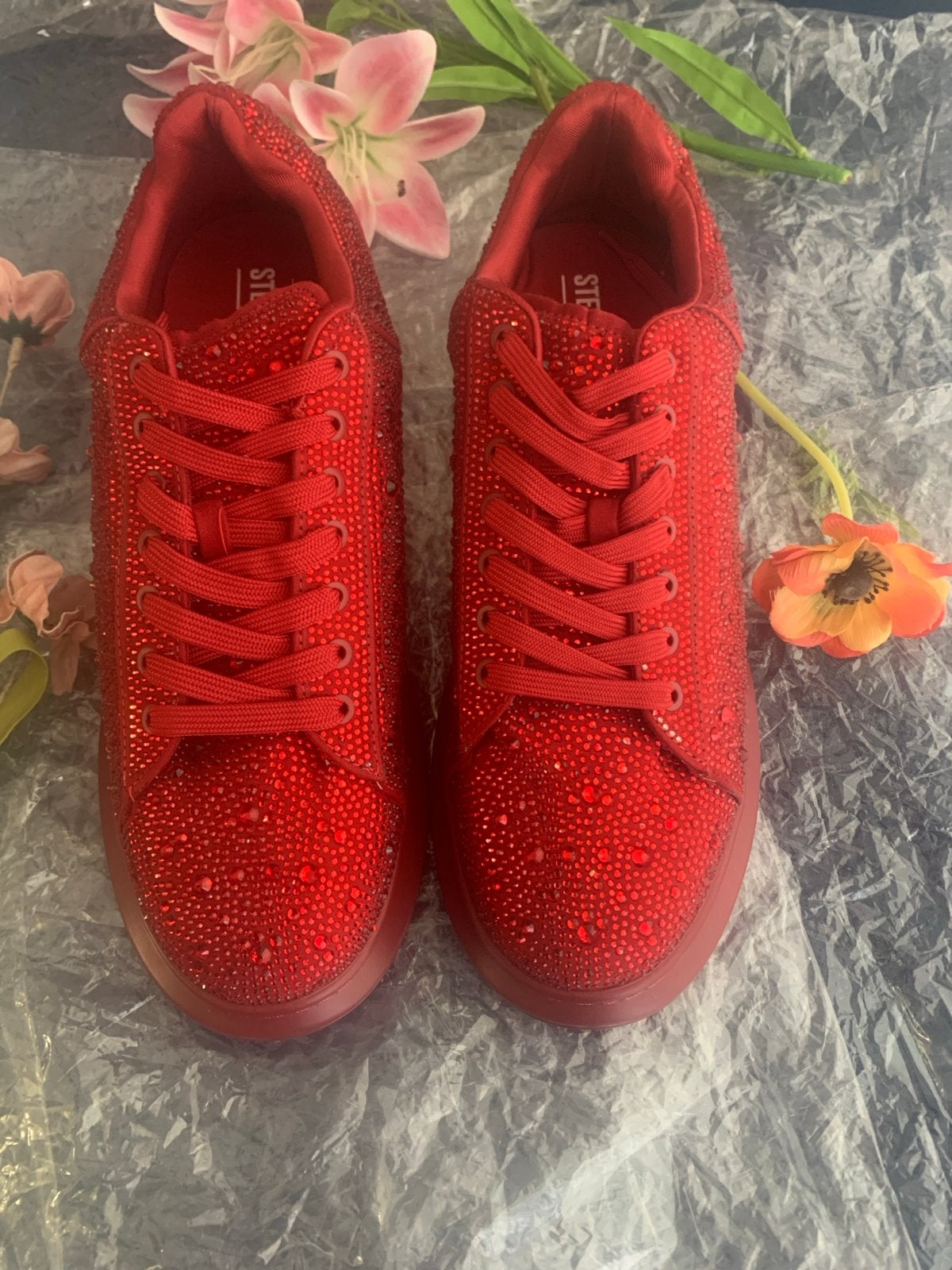 Nieuwe Steve Madden Sneakers - Rood met Strass, Ophalen of Verzenden, Nieuw, Rood, Sneakers of Gympen