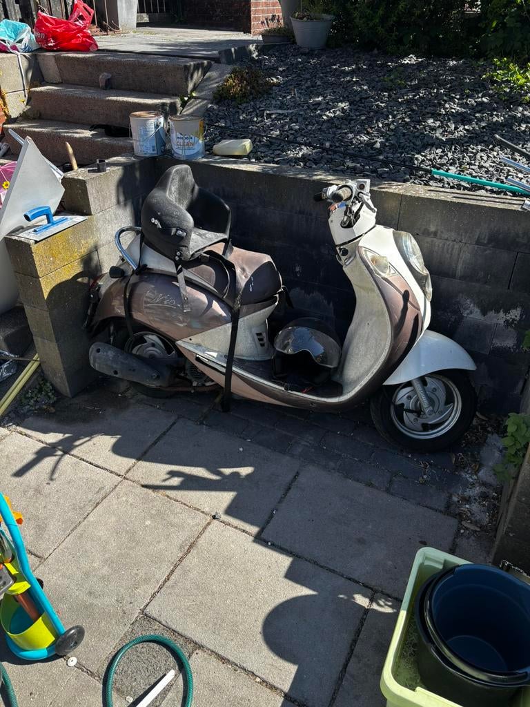 Mio scooter, Fietsen en Brommers, Snorfietsen en Snorscooters, Ophalen, Gebruikt, SYM, Benzine