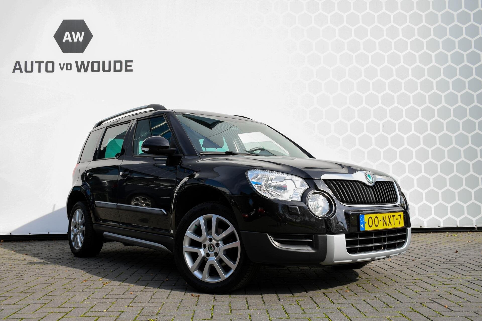 Skoda Yeti 1.2 TSI Elegance Automaat Cruise Trekhaak PDC, Auto's, Euro 5, Stof, Gebruikt, 4 cilinders