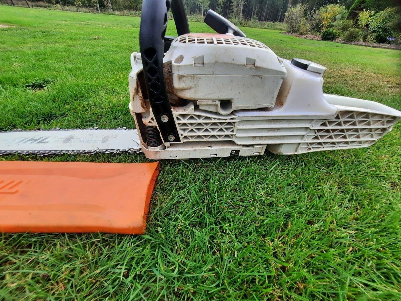 Foto 8 van Stihl MS 251, 40cm ,kettingzaag 2021,extra 1 nieuwe ketting