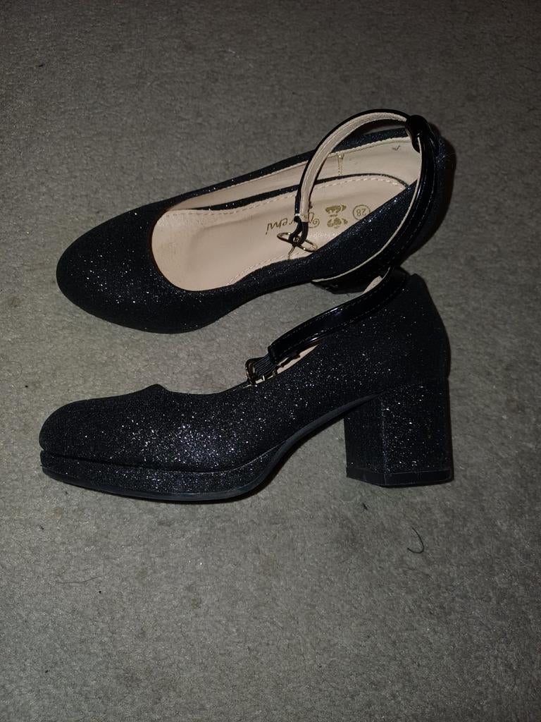 Kinder schoen met hakje, Ophalen of Verzenden, Zo goed als nieuw, Meisje, Schoenen