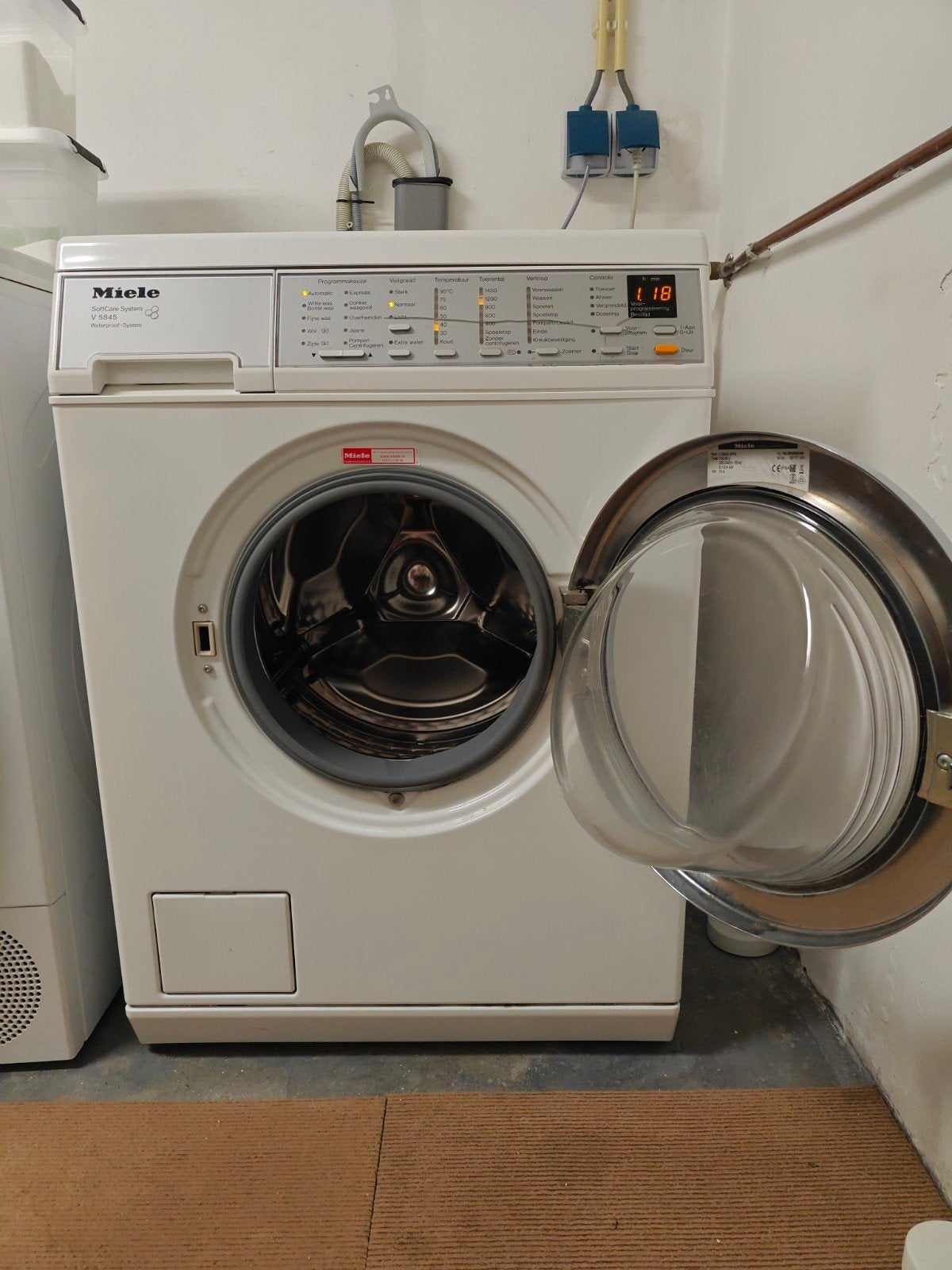 Miele V 5845 WPS Wasmachine - SoftCare System, Ophalen, Gebruikt, Voorlader, 85 tot 90 cm
