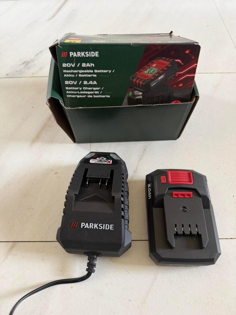 Parkside accu en acculader, Ophalen of Verzenden, Nieuw