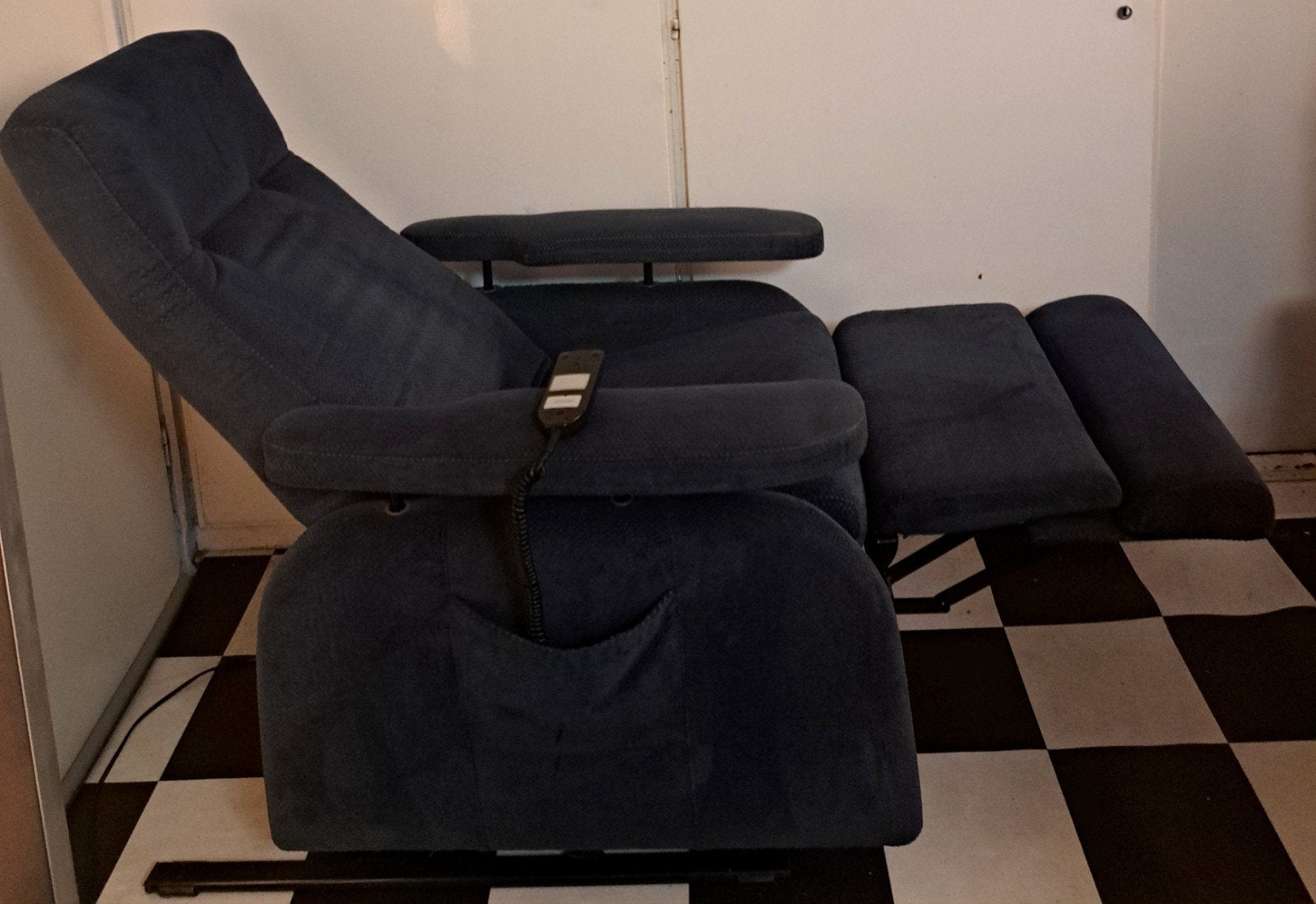 Sta- op stoel relaxfauteuil DOGE | Modulair Compact Kwalitat, Ophalen, Gebruikt, 50 tot 75 cm