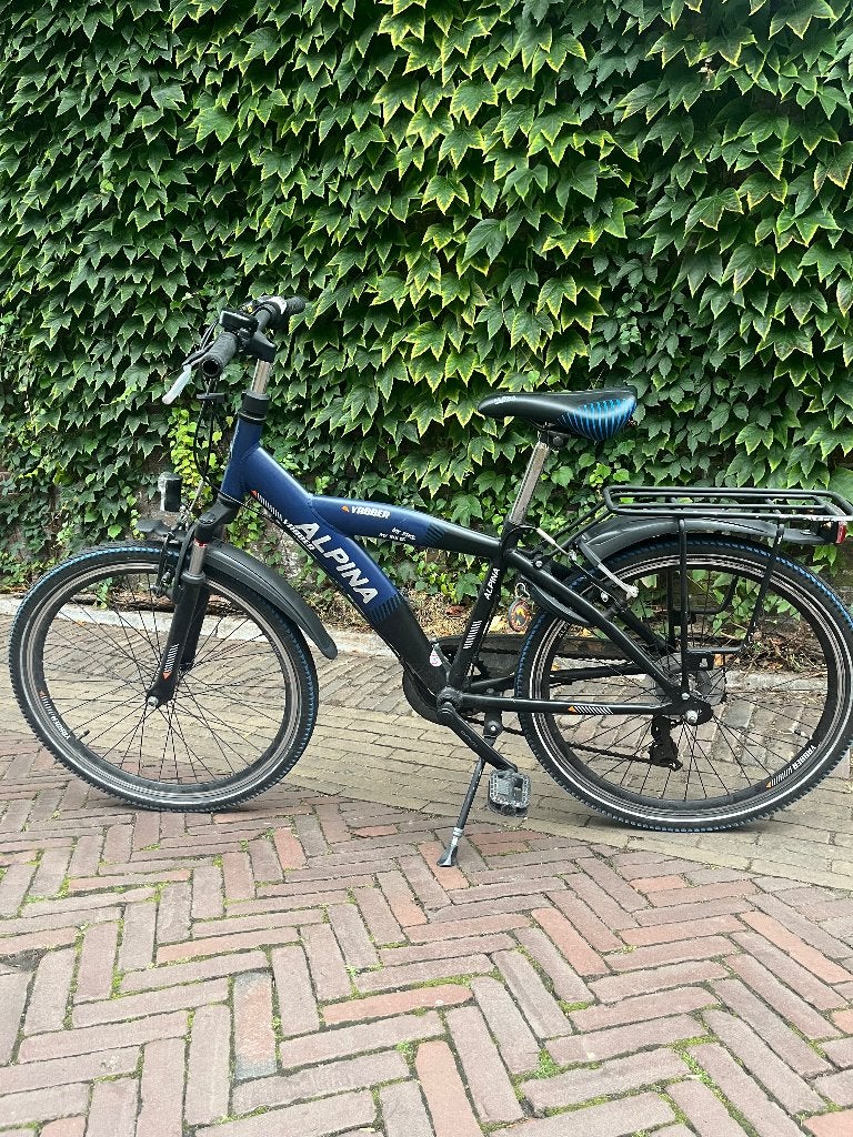 Alpina 24 inch kinderfiets – blauw/zwart, Fietsen en Brommers, Fietsen | Kinderfietsjes, Ophalen, Gebruikt, 20 inch of meer, Alpine