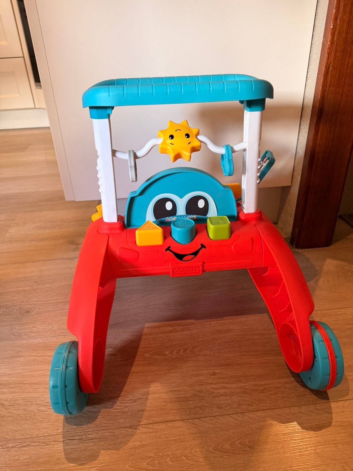 Fisher price tweezijdige loopwagen, Ophalen, Zo goed als nieuw