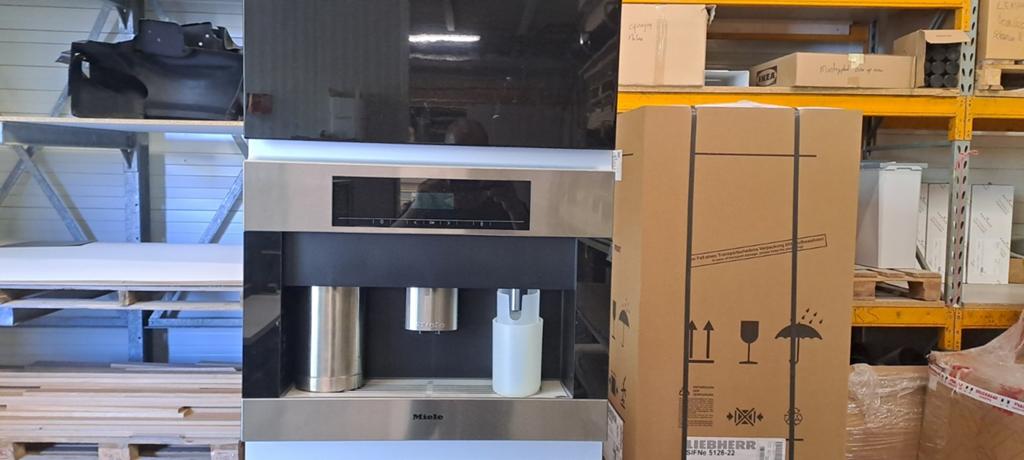 Miele CVA 6050 Inbouw Koffiemachine - Zeer weinig gebruikt, Ophalen, 10 kopjes of meer, Koffiemachine, Koffiebonen
