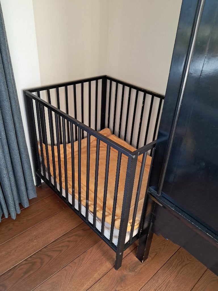 Baby box zwart, Kinderen en Baby's, Boxen, Ophalen, Gebruikt, Vierkant, In hoogte verstelbaar