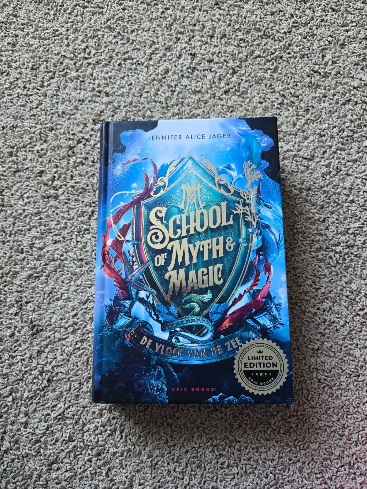 School of Myth & Magic De Vloek van de Zee (Limited Edition, Ophalen of Verzenden, Zo goed als nieuw, Jennifer Alice Jager