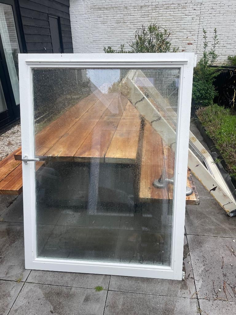 draai-kiepraam, Gebruikt, Raamkozijn, Inclusief glas, 75 tot 150 cm
