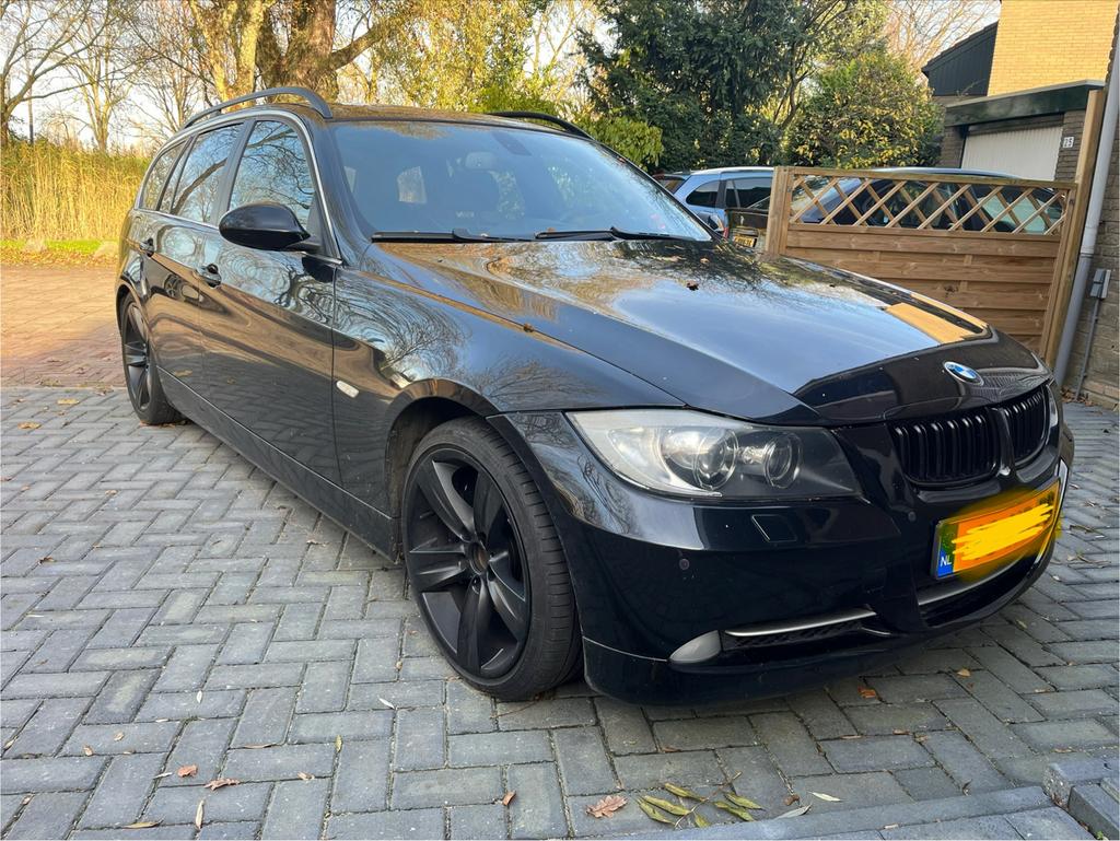 BMW 335 I Touring AUT 2007 Zwart, Auto's, BMW, Achterwielaandrijving, Zwart, Zwart, Stationwagon