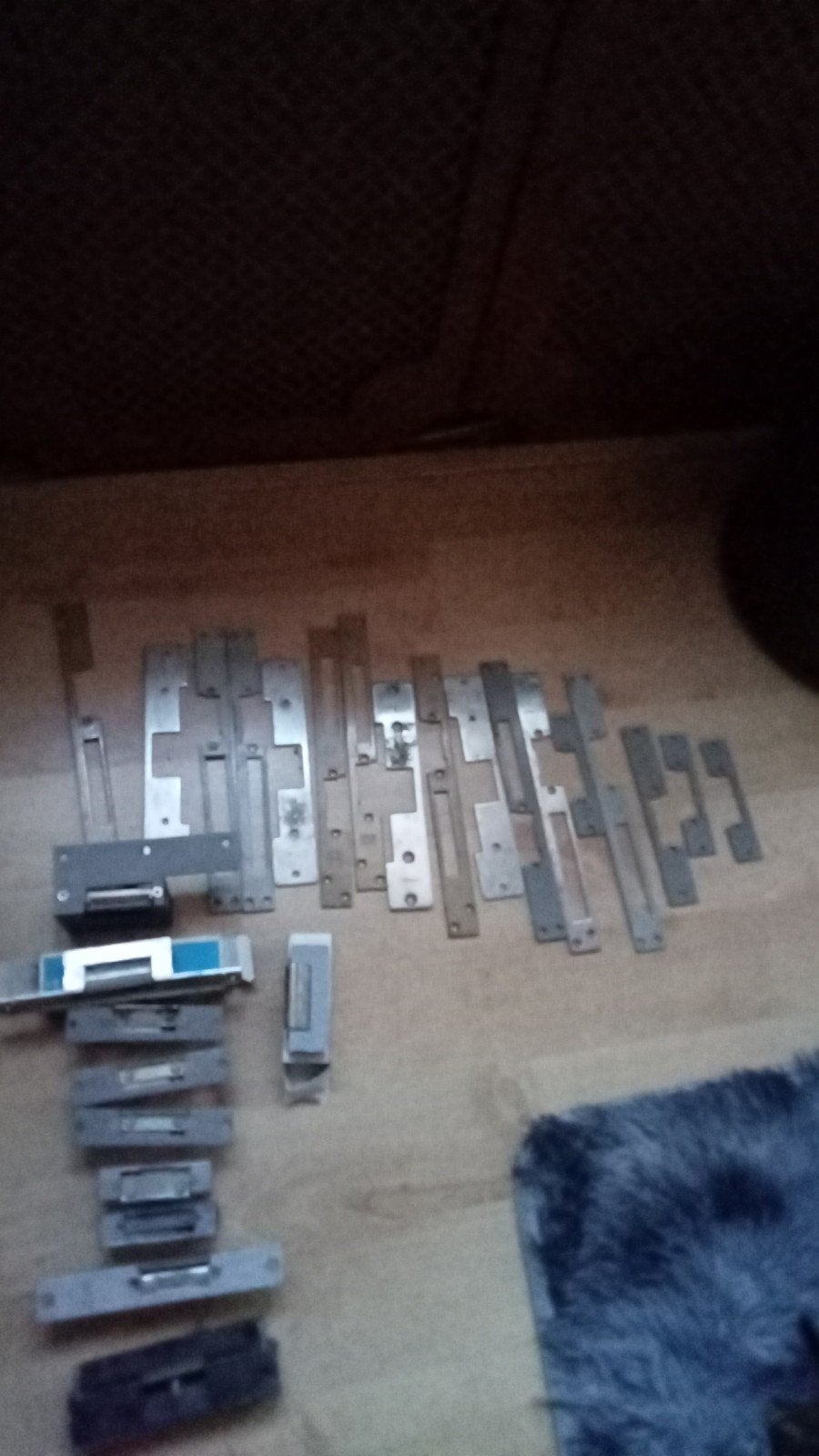 Diverse slotplaten en sluitplaten en electrische deuropeners, Ophalen of Verzenden, Gebruikt