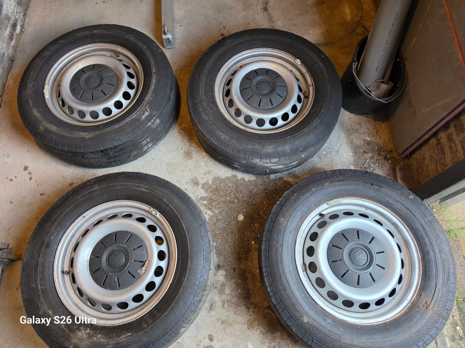 Set Originele Stalen Velgen met Banden en Naafdoppen VW Craf, Ophalen of Verzenden