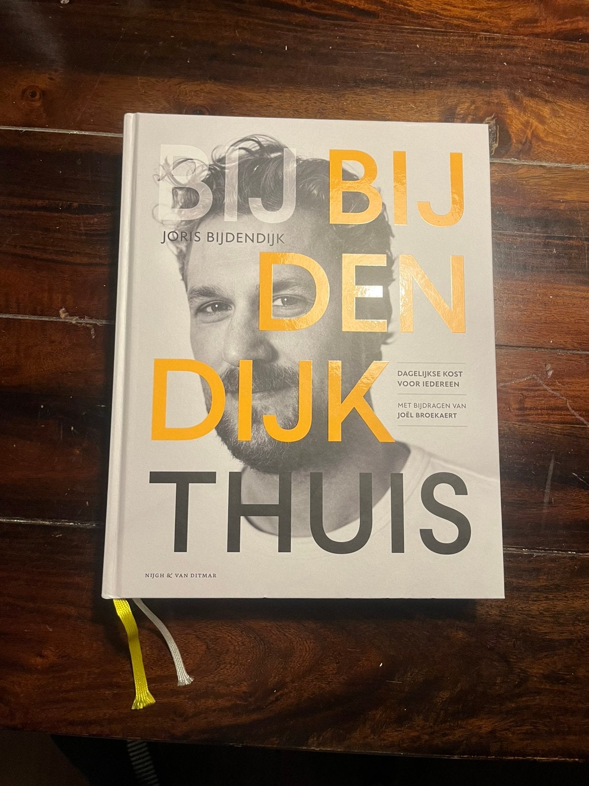 Joris Bijdendijk - Bij Bijdendijk thuis, Boeken, Kookboeken, Ophalen of Verzenden, Zo goed als nieuw, Joris Bijdendijk; Joël Broekaert