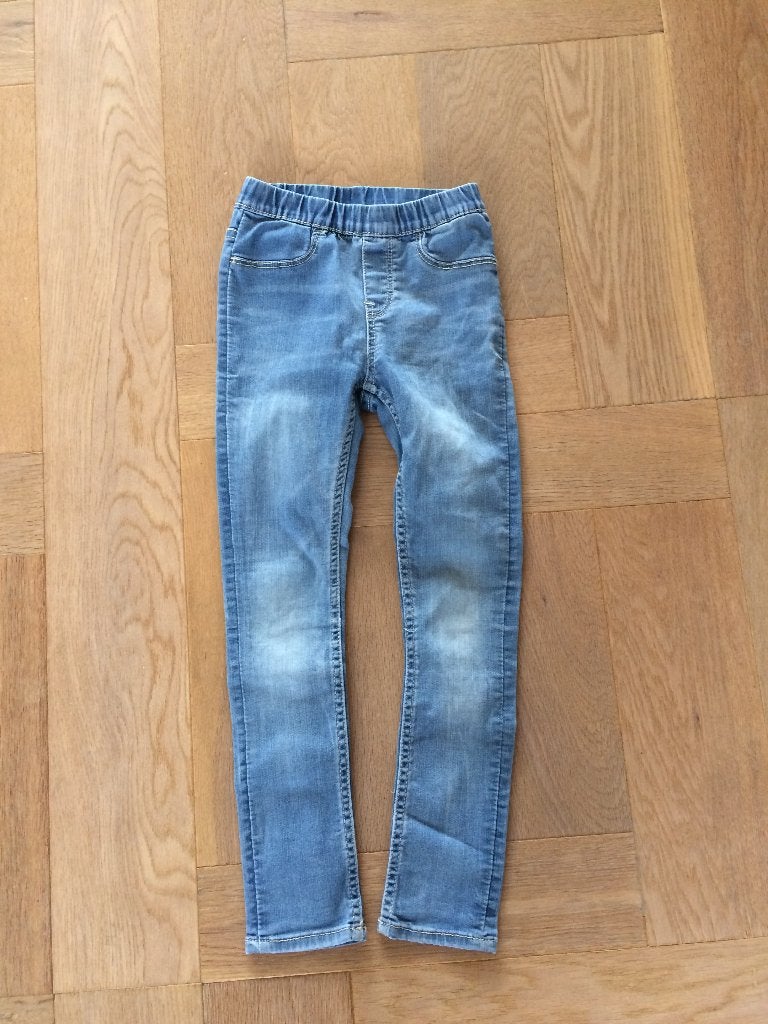 erg nette lichte spijkerlook legging/tregging van H&M 116, Kinderen en Baby's, Broek, Gebruikt, Meisje, H&M