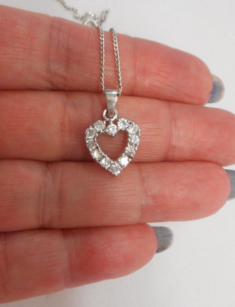 Zilveren ketting met hart hanger met steentjes nr.791