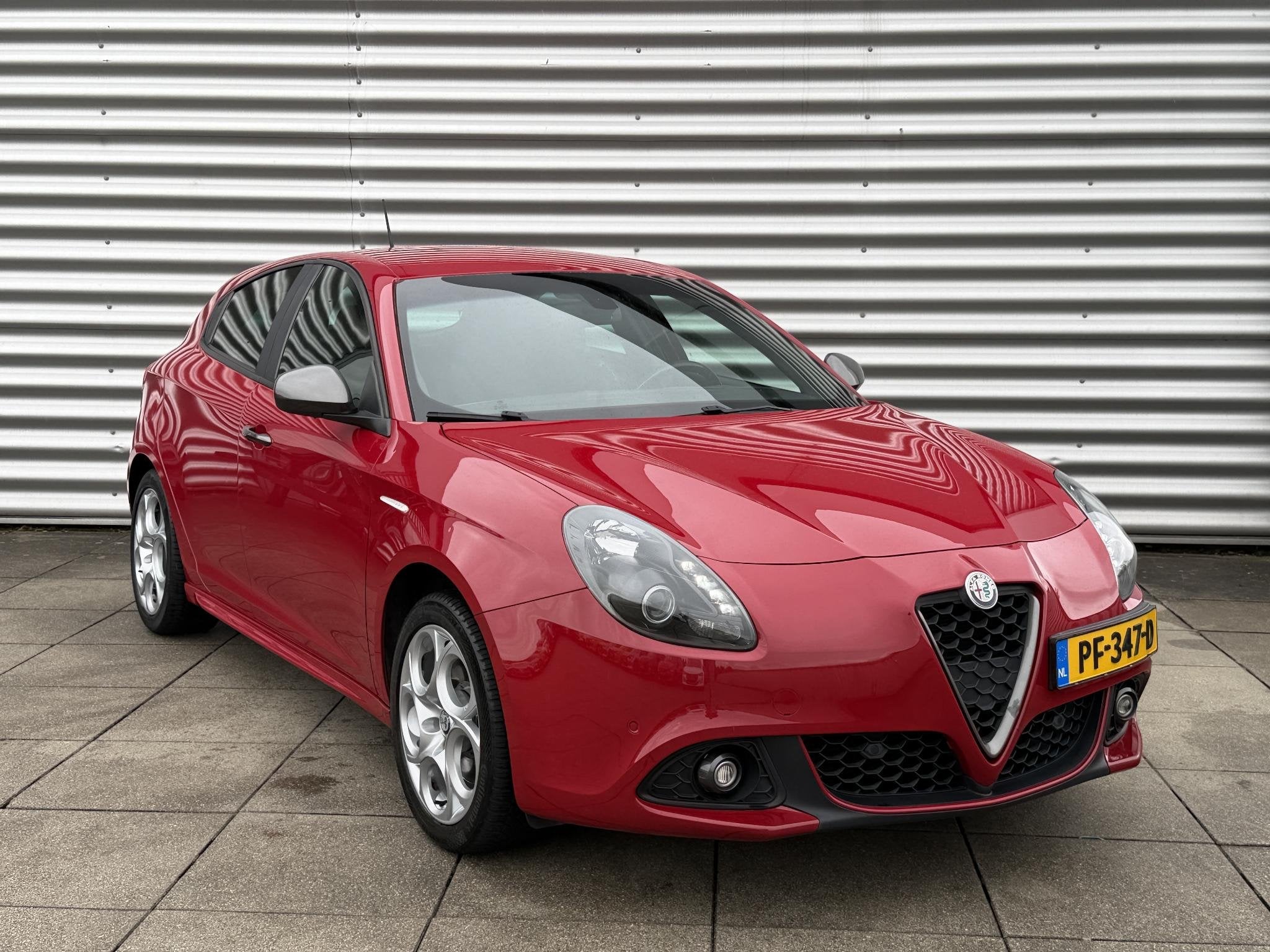 Alfa Romeo Giulietta 1.4 Turbo MultiAir Super Pack Veloce |, Voorwielaandrijving, Automatische klimaatregeling, Gebruikt, Euro 6