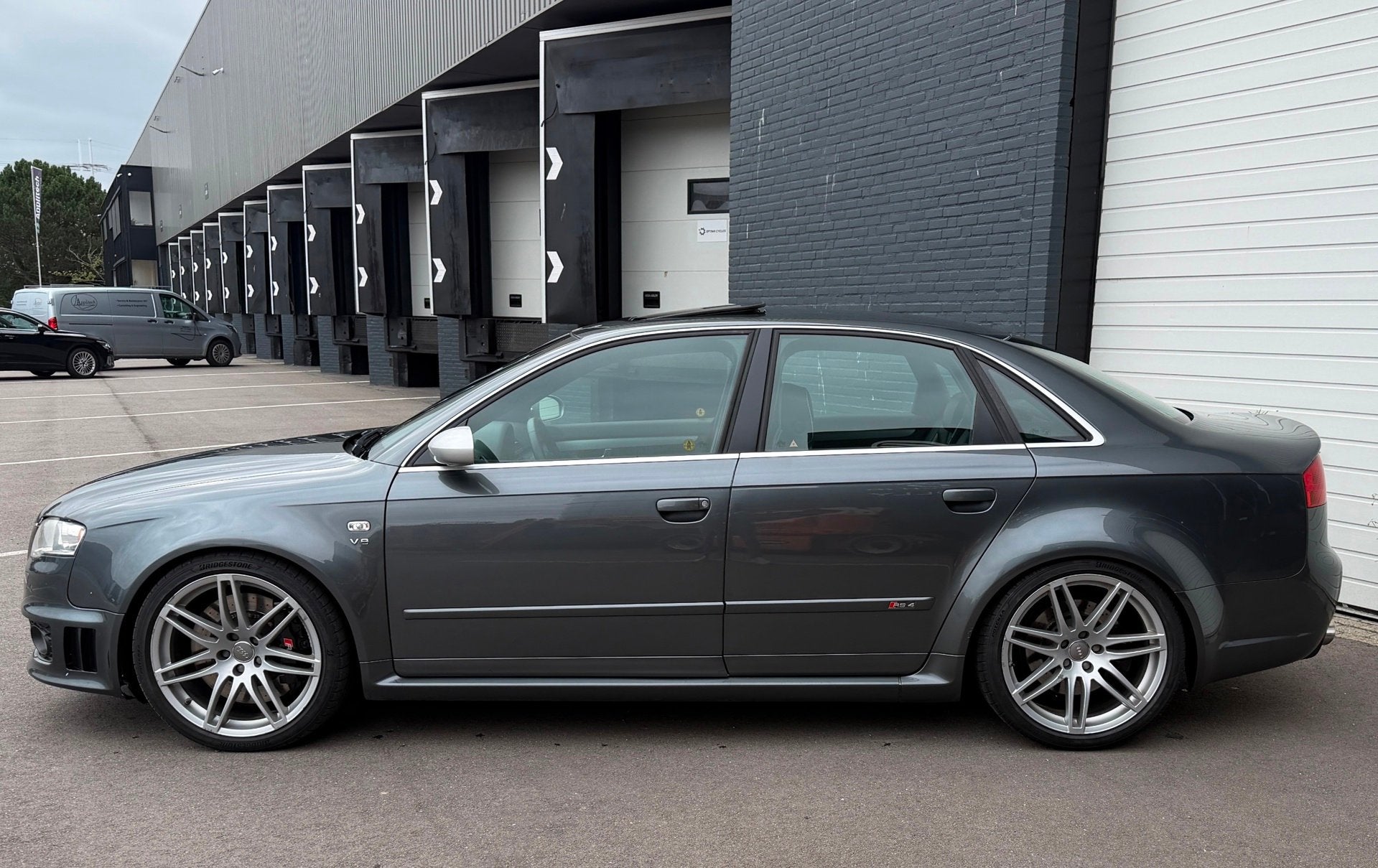 Audi A4 Limousine 4.2 V8 RS 4 quattro B6 SCHUIFDAK/LEDER/STO, Automatische klimaatregeling, Gebruikt, Leder, Bedrijf