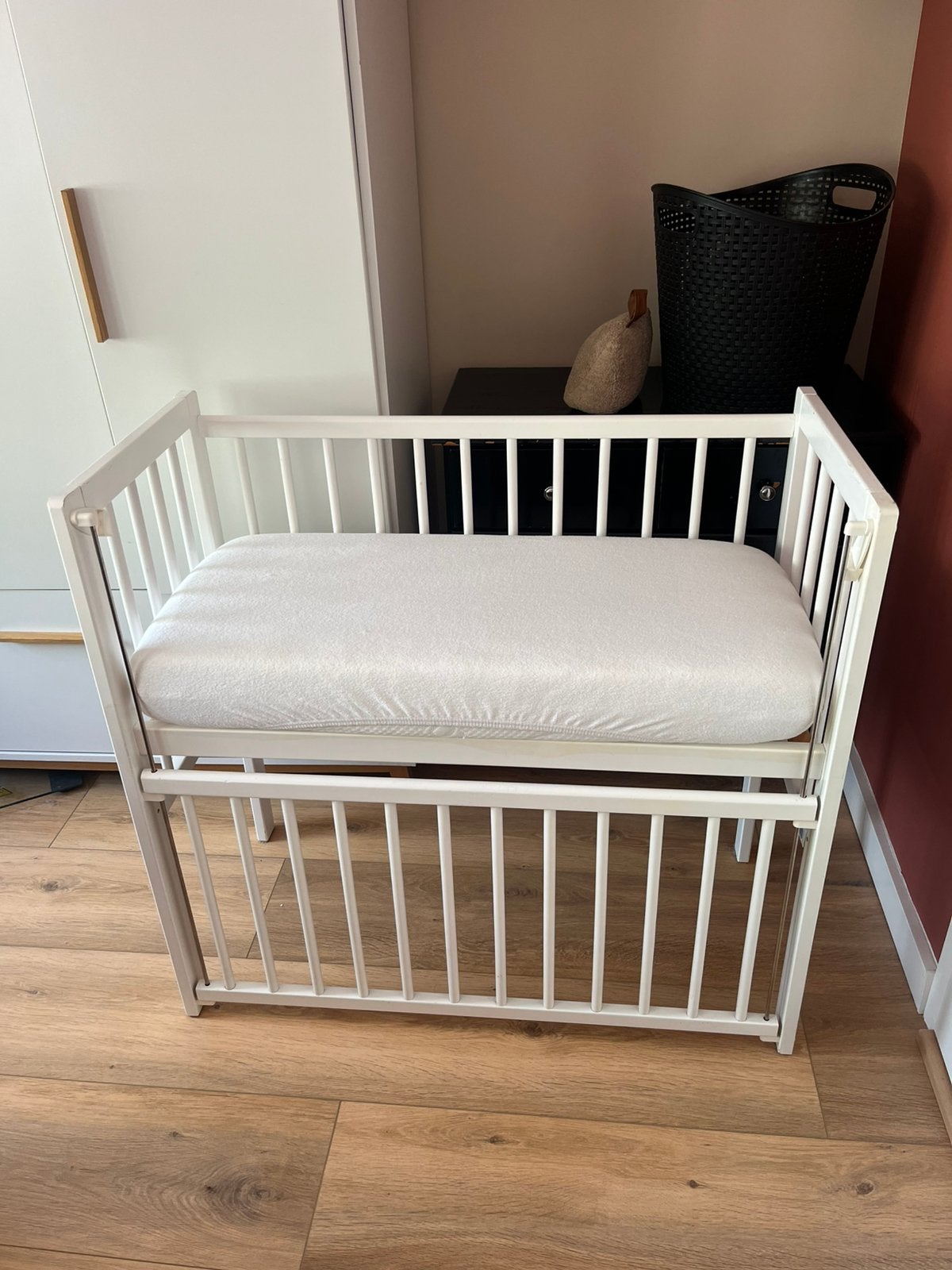 Petit Amélie houten co-sleeper met matras en molton, Ophalen, Zo goed als nieuw, Wieg