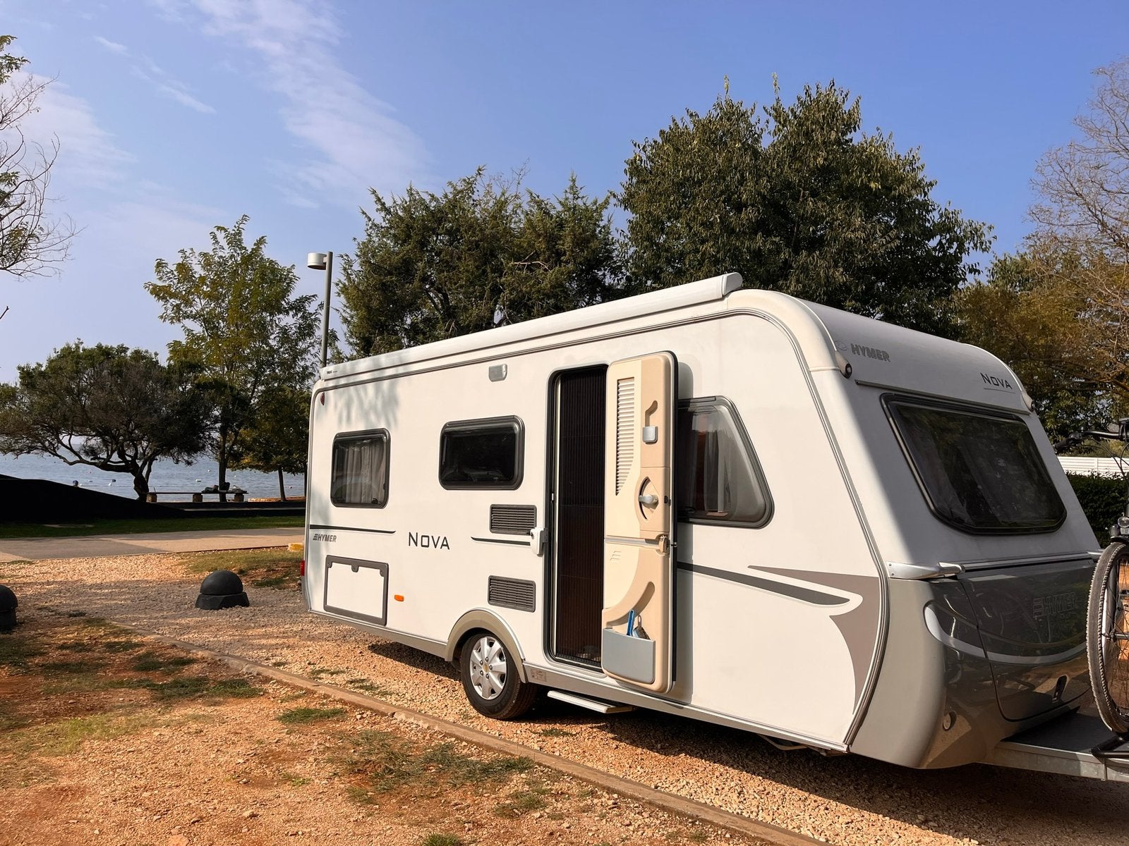 Zeer complete goede Eriba Hymer Nova 495 SL caravan, Rondzit, Particulier, Luifel, 6 tot 7 meter