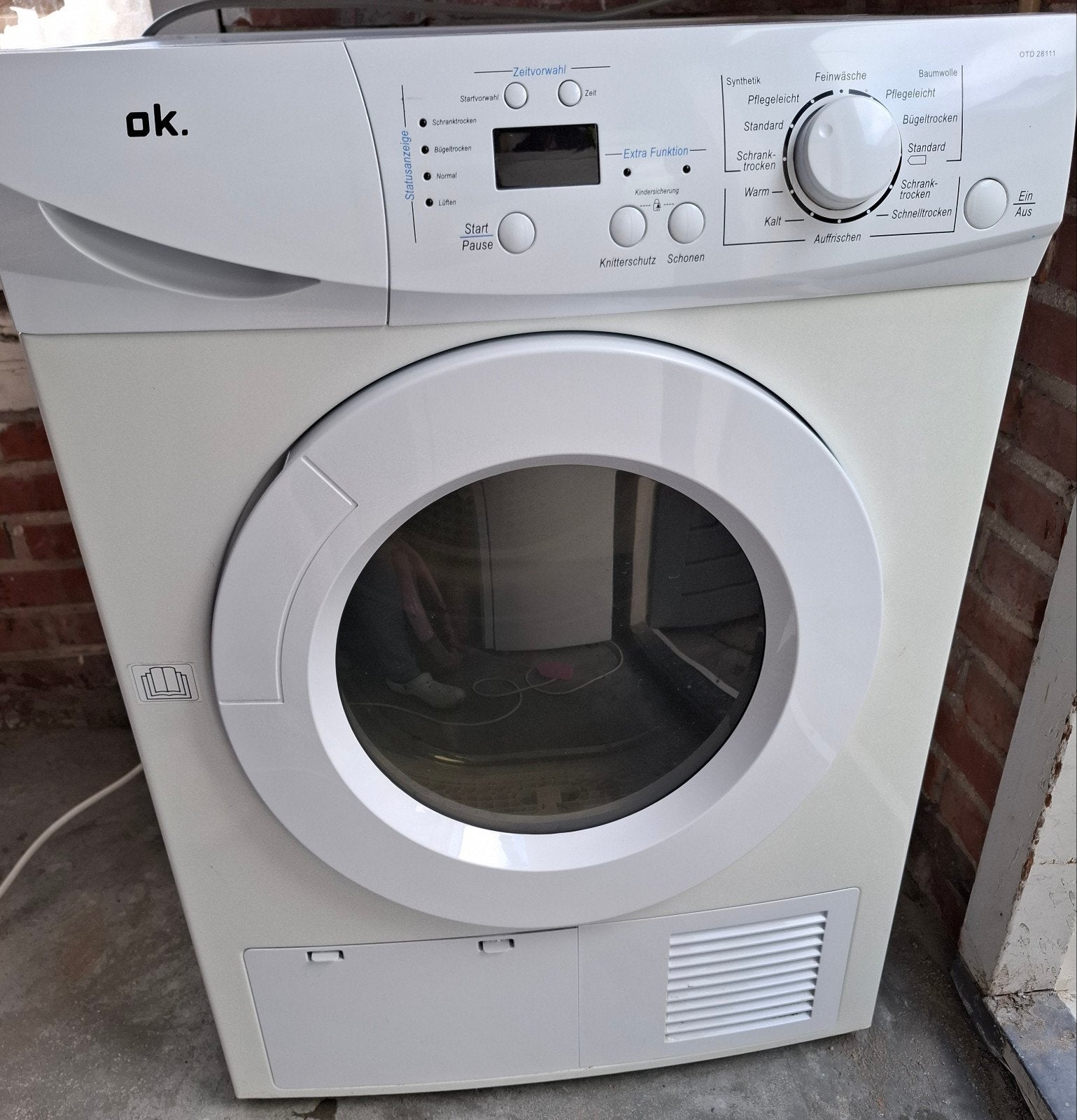 Condensdroger, Ophalen, 6 tot 8 kg, Zo goed als nieuw, Voorlader