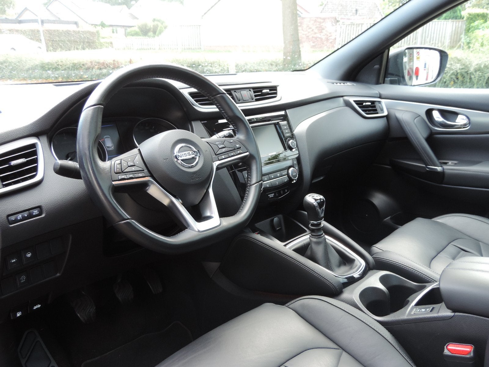 Nissan QASHQAI 1.3 DIG-T Tekna Plus - Leer | Memory | ACC |, Voorwielaandrijving, 12 maanden, 687 kg, Gebruikt