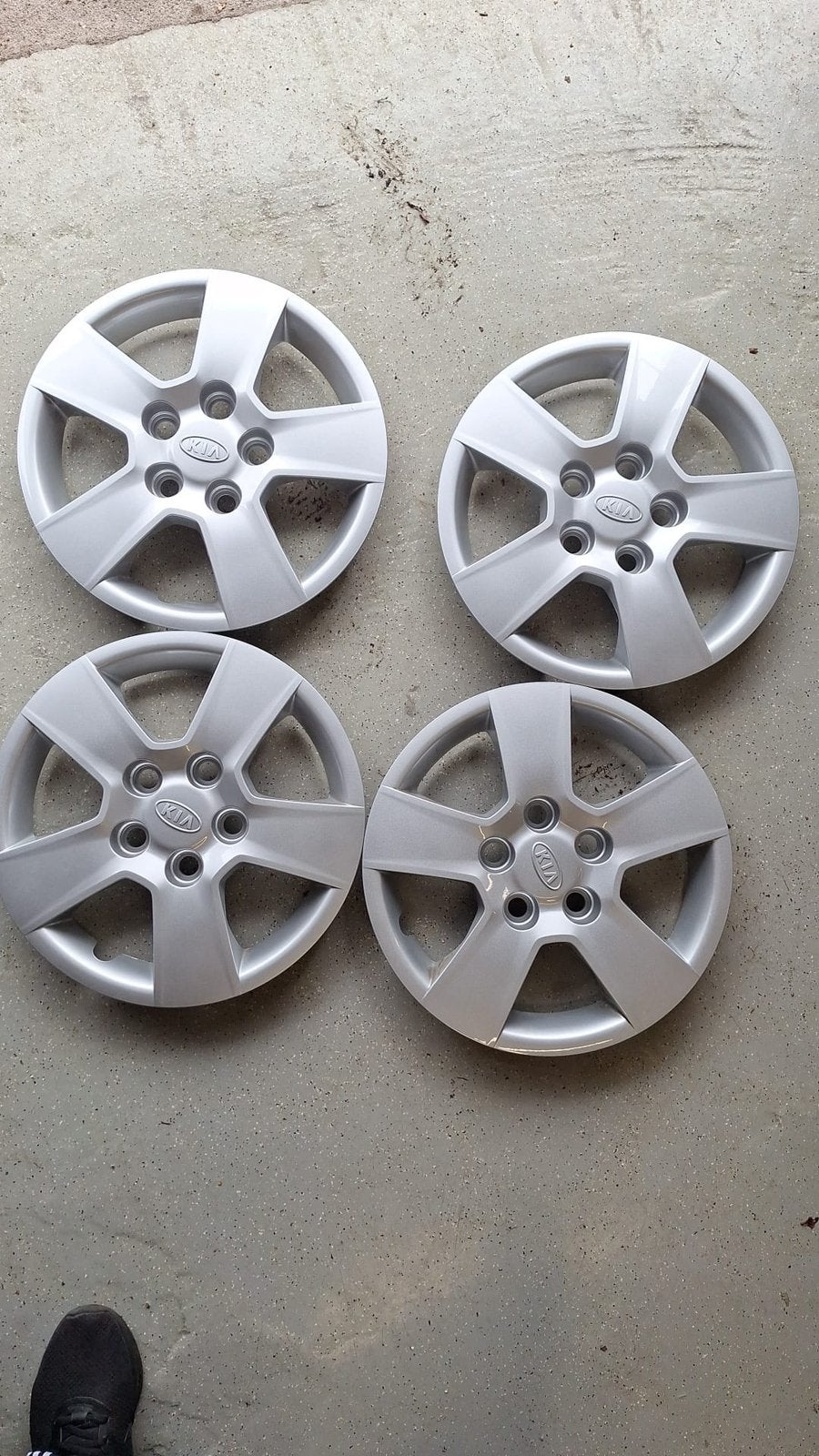 Wieldoppen Kia Venga 15 inch, nog zeer netjes, Auto diversen, Ophalen of Verzenden, Zo goed als nieuw