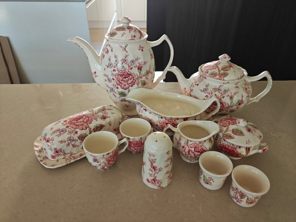 Johnson Brothers  serie Rose Chintz, Ophalen, Overige typen, Zo goed als nieuw, Overige stijlen