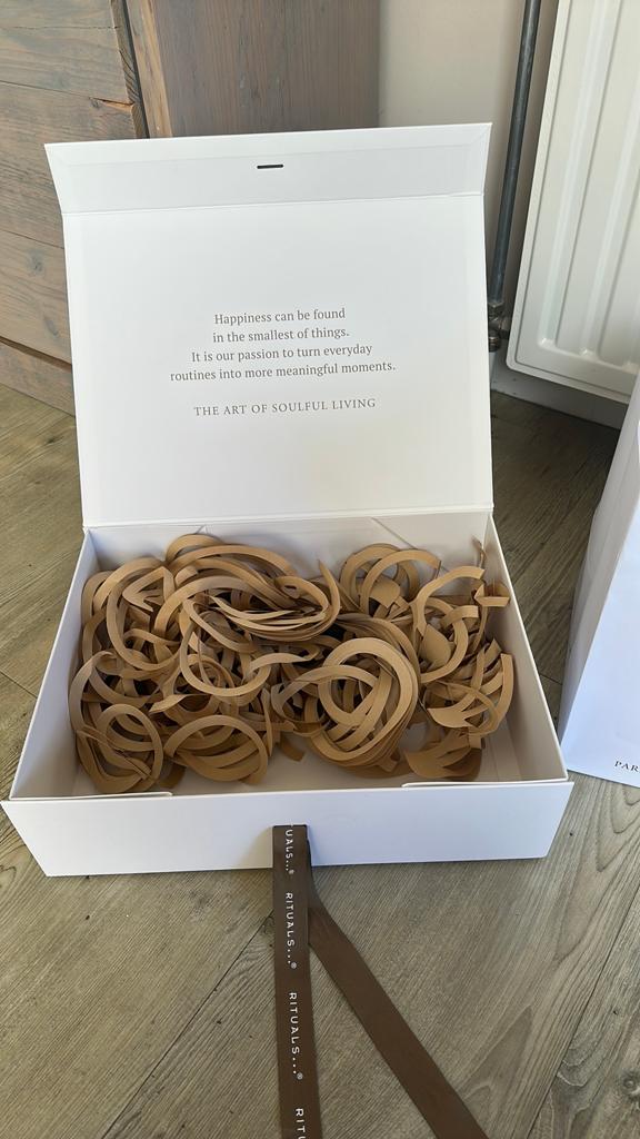 Grote cadeaudoos van Rituals met Rituals tas, Ophalen, Zo goed als nieuw