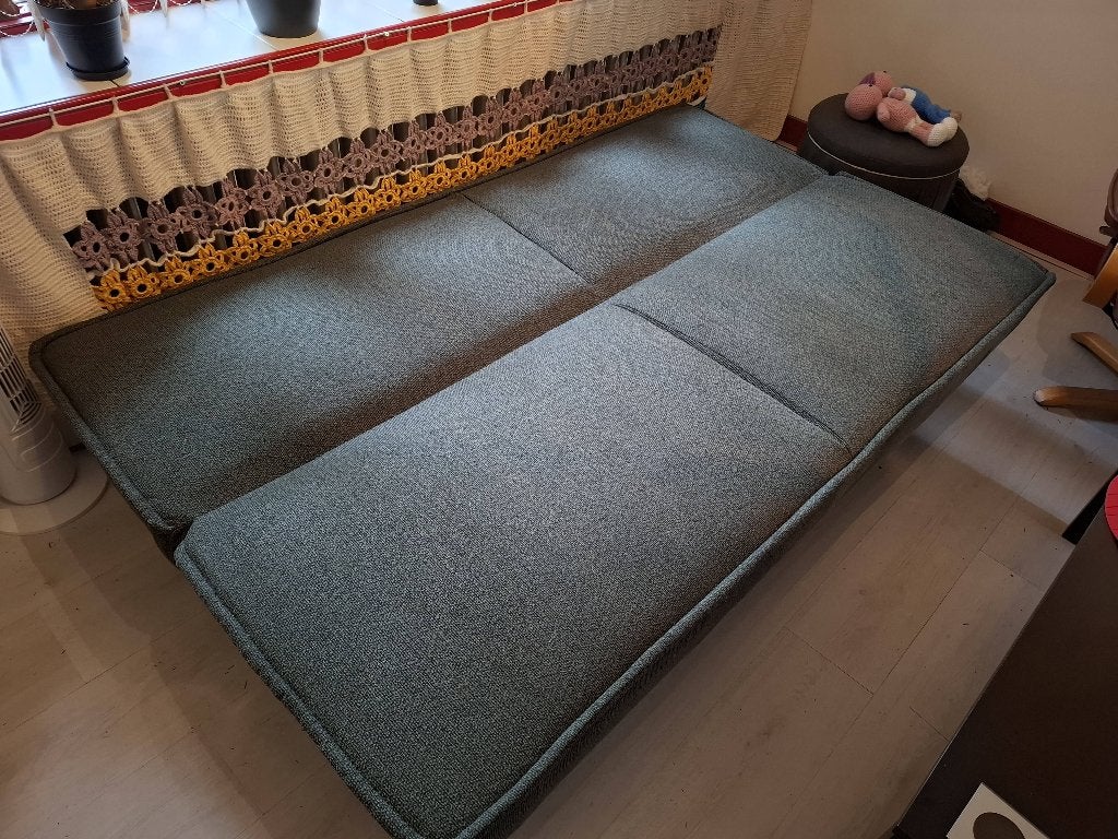 Groene slaapbank 180x110 - nooit op geslapen, Huis en Inrichting, Ophalen, Tweepersoons, Zo goed als nieuw, 180 cm