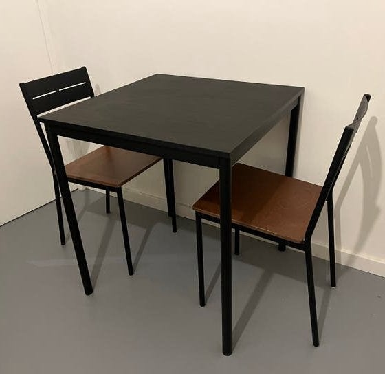 IKEA SANDSBERG eettafel met 2 stoelen, Huis en Inrichting, Ophalen, Gebruikt, Vierkant, Tot twee personen