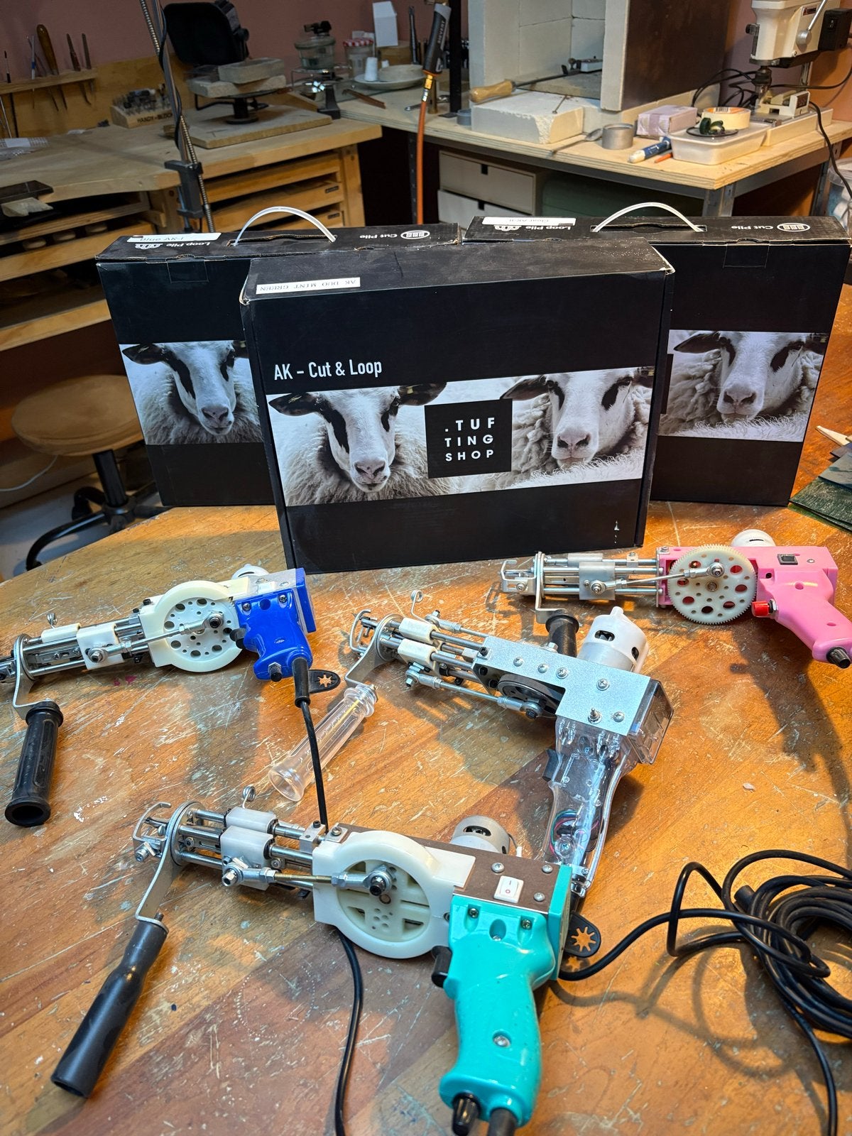 Tuftingguns en 90x90 frames, Ophalen, Gebruikt, Gereedschap of Toebehoren, Metaal