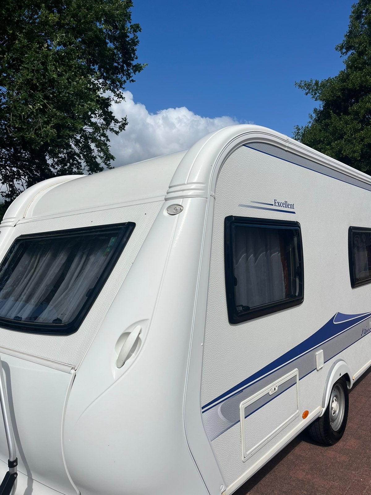 Zeer mooie Hobby Excellent 400 SF, Hobby, Bedrijf, Treinzit, 750 - 1000 kg