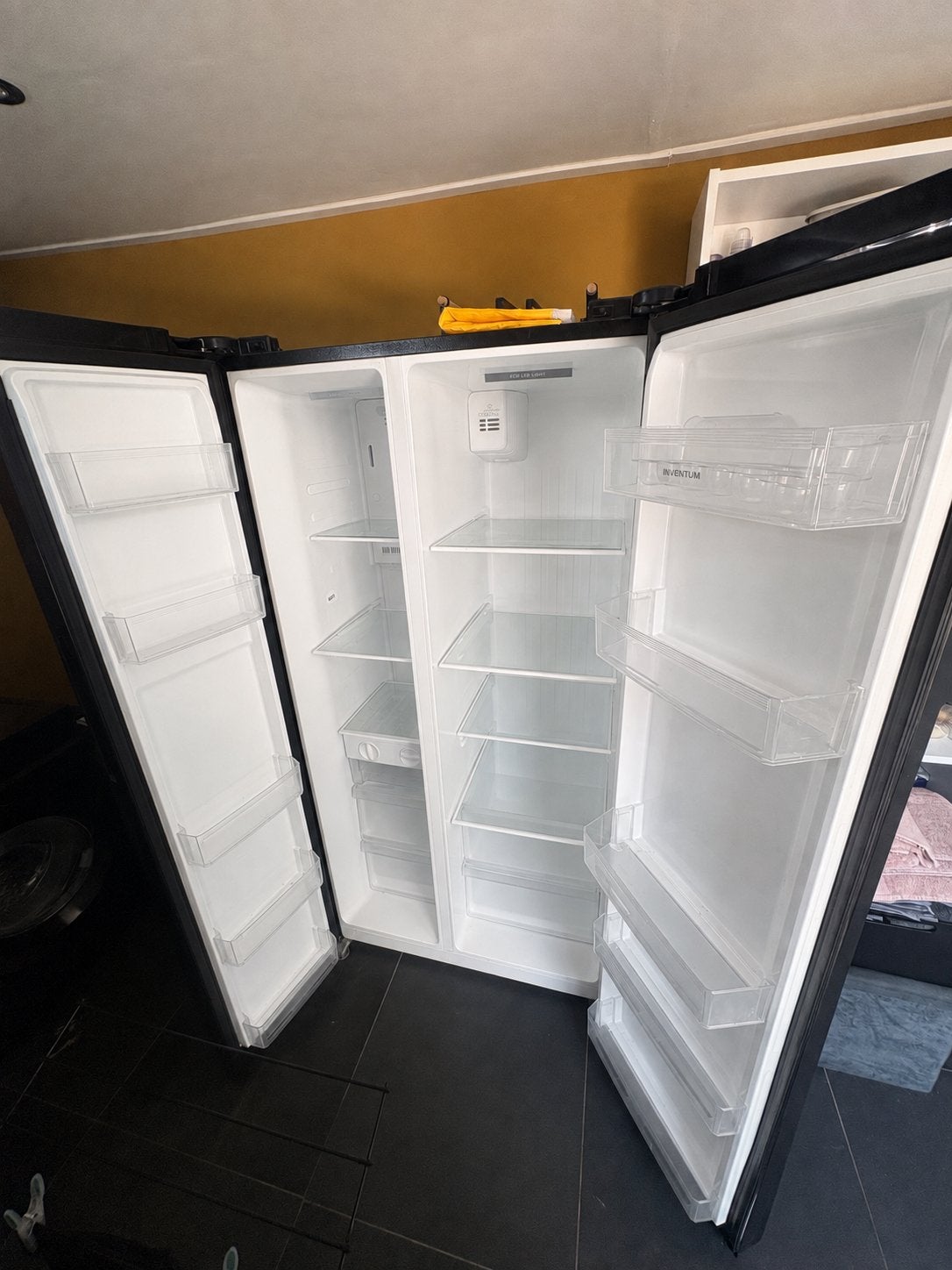 Inventum Amerikaanse koelkast - 5 jaar oud, Witgoed en Apparatuur, Koelkasten en IJskasten, Ophalen, Gebruikt, 200 liter of meer