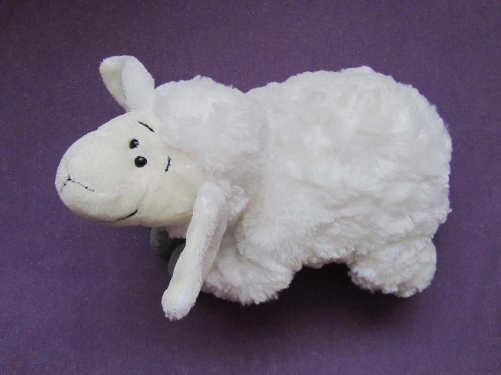 ANNA CLUB PLUSH Knuffel SCHAAP. 37 CM LIGGEND **Nieuw**, Overige typen, Nieuw, Ophalen of Verzenden, Met label