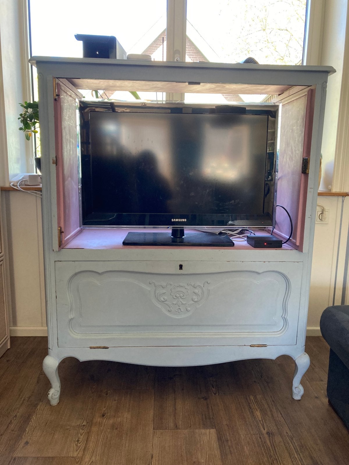 Klassieke brocante Tv kast blauw, 100 tot 150 cm, 100 tot 150 cm, Klassiek brocante, Ophalen of Verzenden