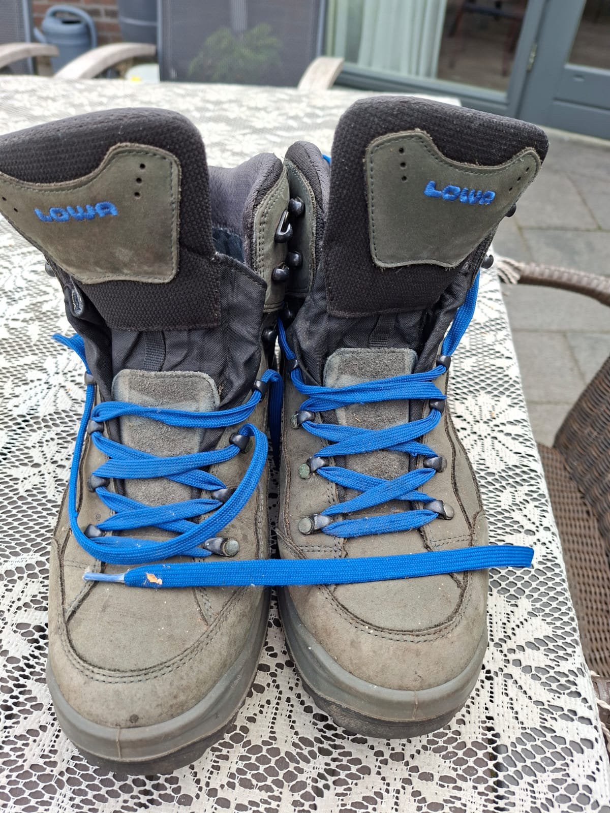 Nette Lowa bwandelschoenen mt 45, Sport en Fitness, Bergsport en Wandelen, Ophalen, Zo goed als nieuw, Schoenen