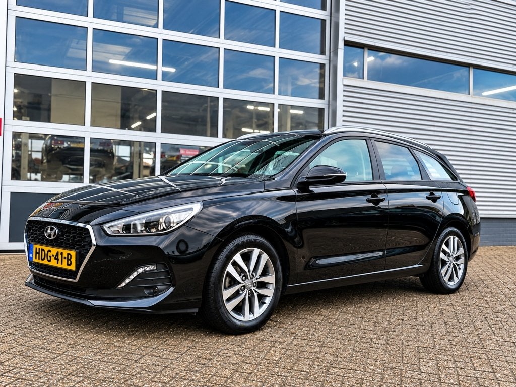 HYUNDAI i30 Wagon 1.4 GDi Carplay, Camera, Stoelverw., Auto's, Voorwielaandrijving, Euro 6, 4 cilinders, Verwarmde buitenspiegels