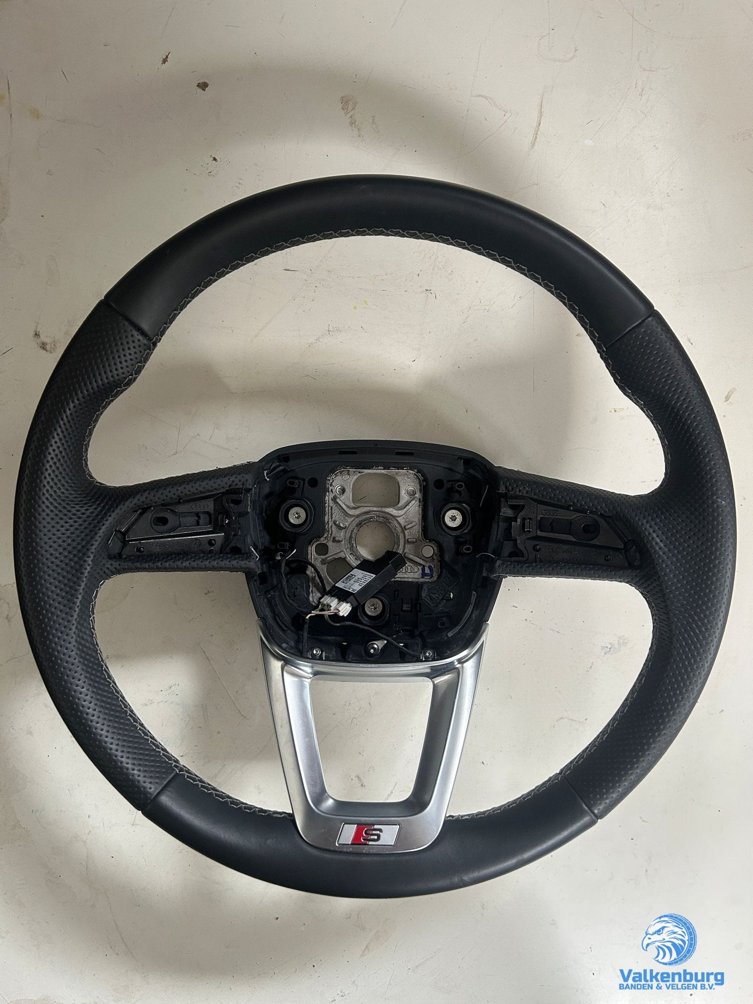 Originele Audi A4 S4 Q4 Q5 Q7 Q8 S line leder geperforeerd s, Gebruikt, -, -, Ophalen of Verzenden