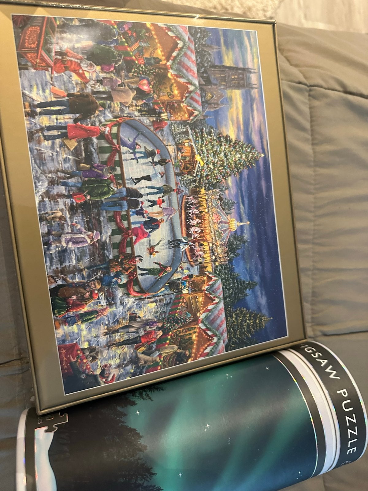 Twee legpuzzels: Kerstmarkt (1000 stukjes) en Noorderlicht (, Ophalen of Verzenden, 500 t/m 1500 stukjes, Gebruikt, Legpuzzel