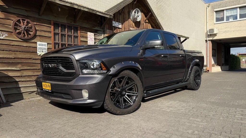 Dodge RAM 1500 Super dikke uitvoering en nieuwstaat, Automaat, Gebruikt, 5654 cc, 402 pk