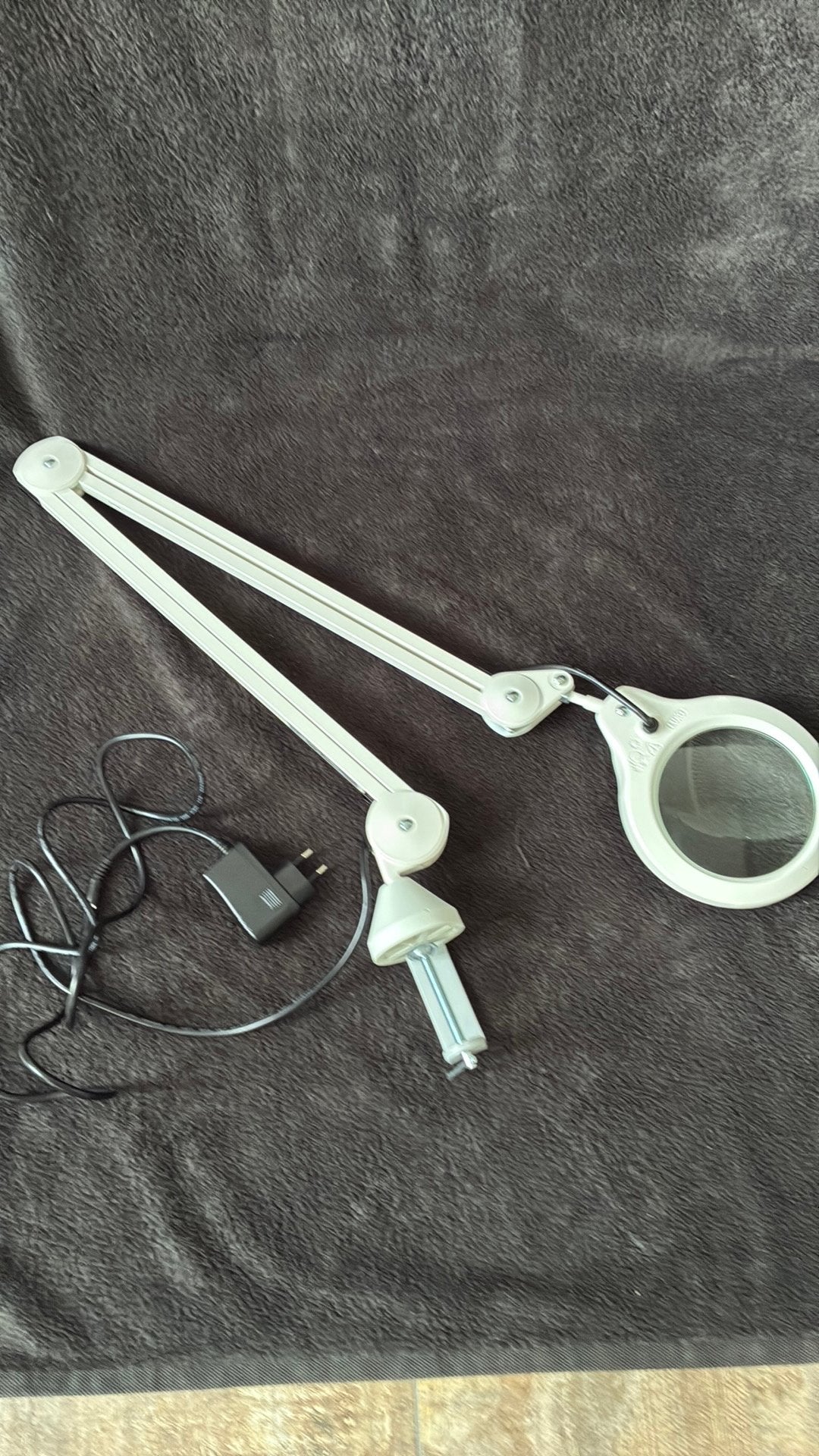 Loupelamp met verlichting, Ophalen of Verzenden, Nieuw, Vergrootglas of Loep