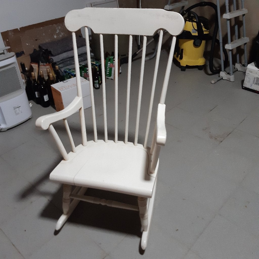 Antieke houten witte schommelstoel, Windsor-stijl, Antiek en Kunst, Antiek | Meubels | Stoelen en Banken, Ophalen