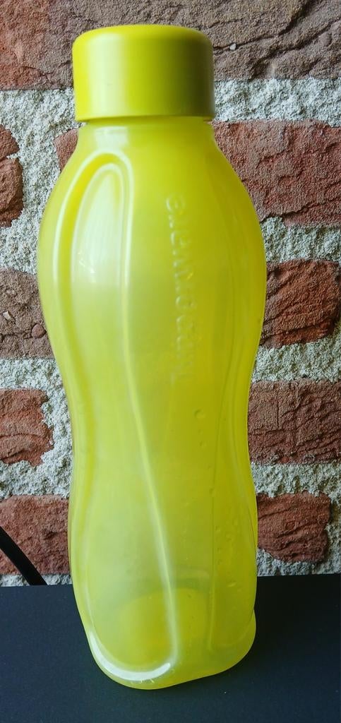 Tupperware Eco-fles - felgele fles - 750 ML, Ophalen of Verzenden, Zo goed als nieuw, Geel, Overige typen