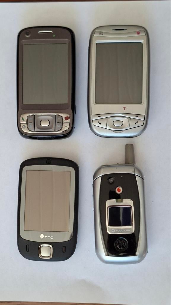 Partij oude mobiele telefoons HTC / Motorola / T-Mobile –, Gebruikt, Overige modellen, 3 tot 6 megapixel, Ophalen of Verzenden