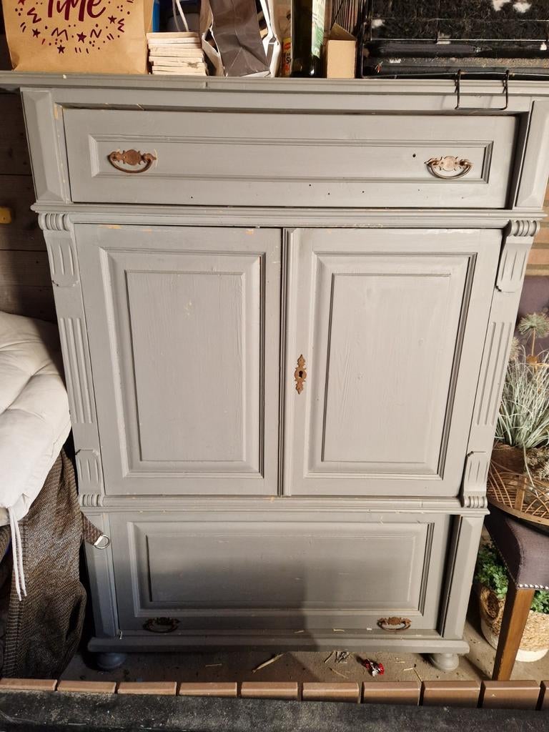 Brocante vintage grijze tv kast, Gebruikt, 100 tot 150 cm, 100 tot 150 cm, Ophalen of Verzenden
